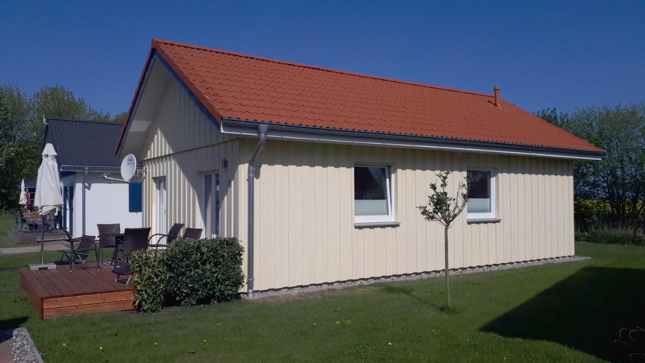 Ferienhaus Seestern Altefähr Exterior foto